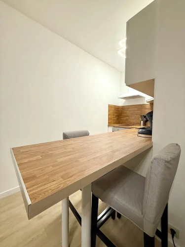 Studio moderne au coeur Saint Adalbert