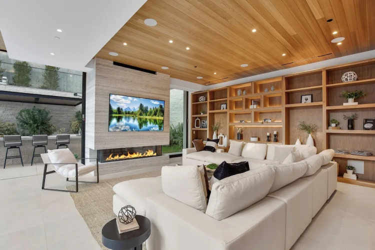 Hutton Modern