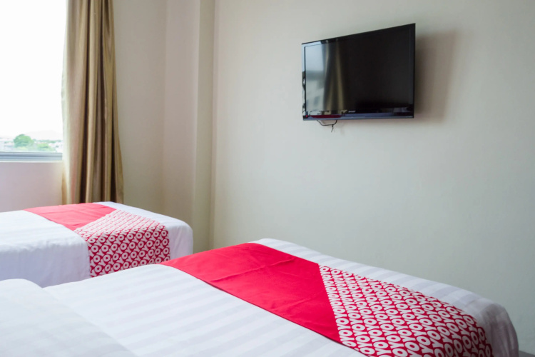 OYO 775 Aviari Hotel