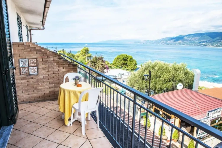 Standard Double room with balcony