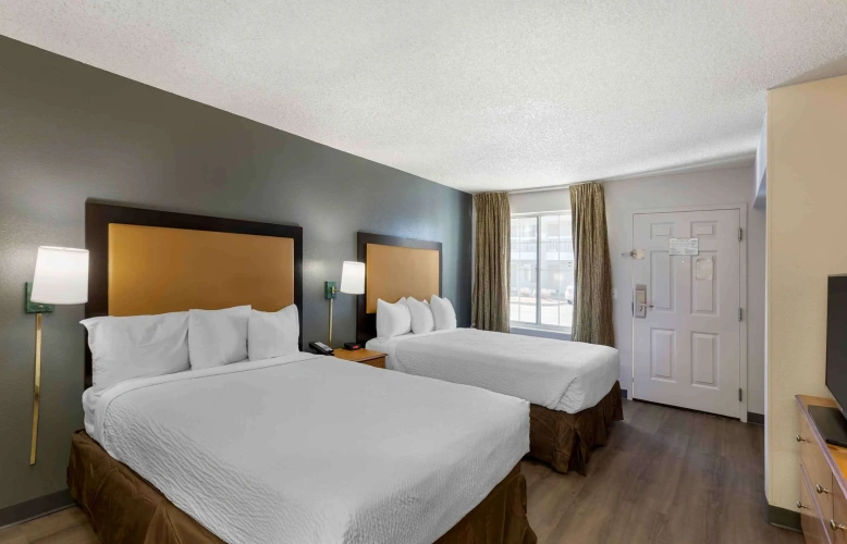 Quadruple Suite
