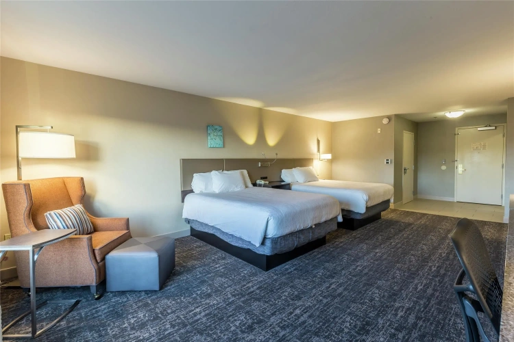Quadruple Junior Suite