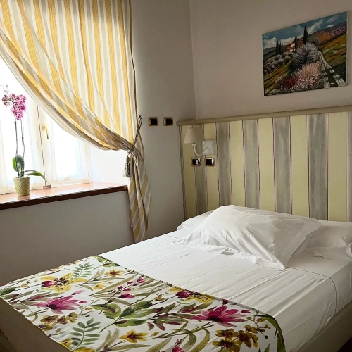 Economy Double room with view