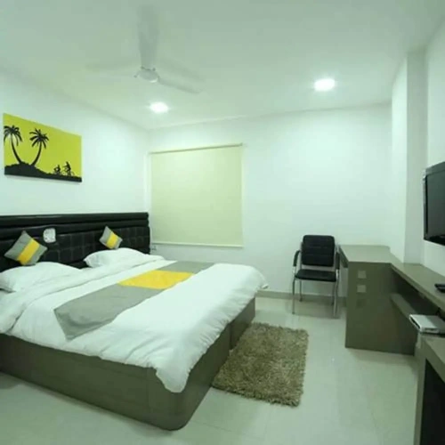 1 Bedroom Standard Double Family room with city view