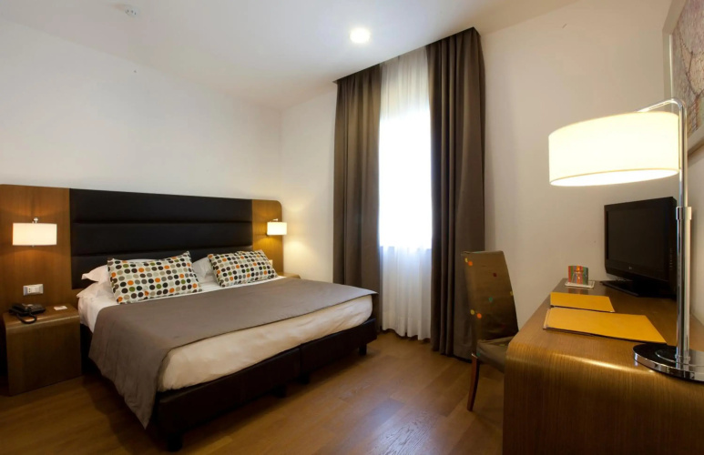 Hotel Plaza