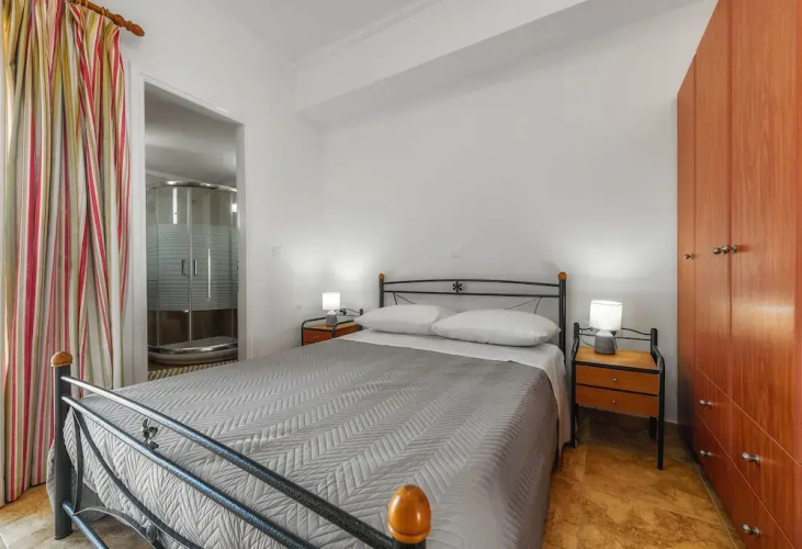 Alonaki Apartments