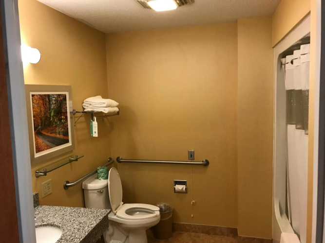 Best Western Plus New England Inn & Suites photo 11