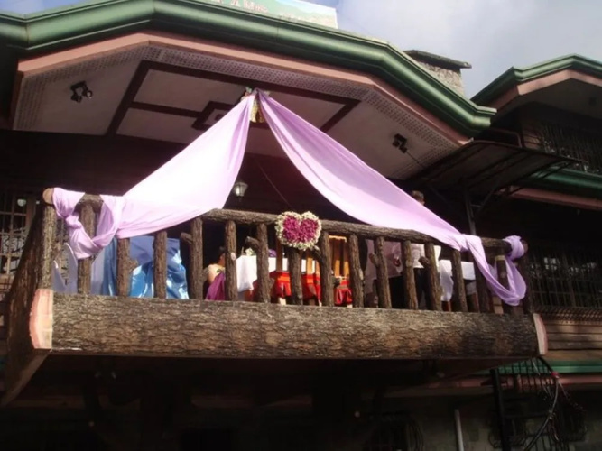 Highland Villa Hotel and Resto