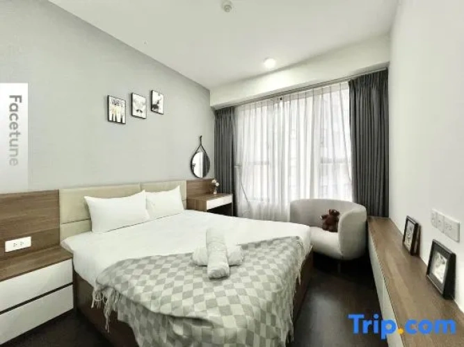 3 Bedrooms Apartment