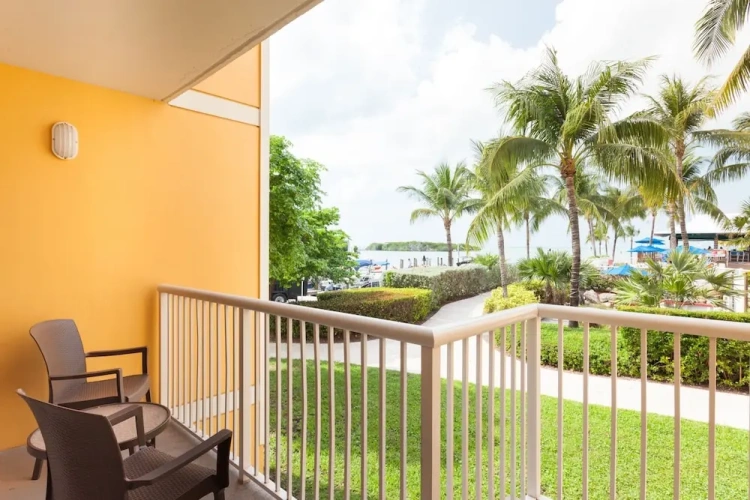 1 Bedroom Suite with balcony