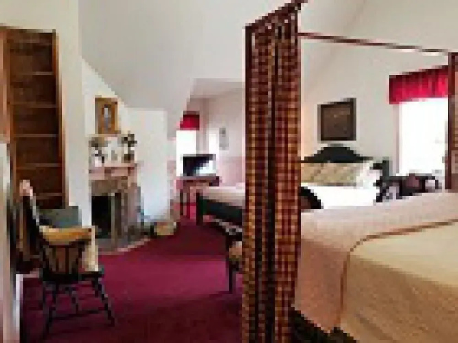 Aldrich House Bed & Breakfast