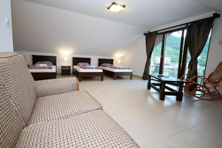 Deluxe Triple room with sea view