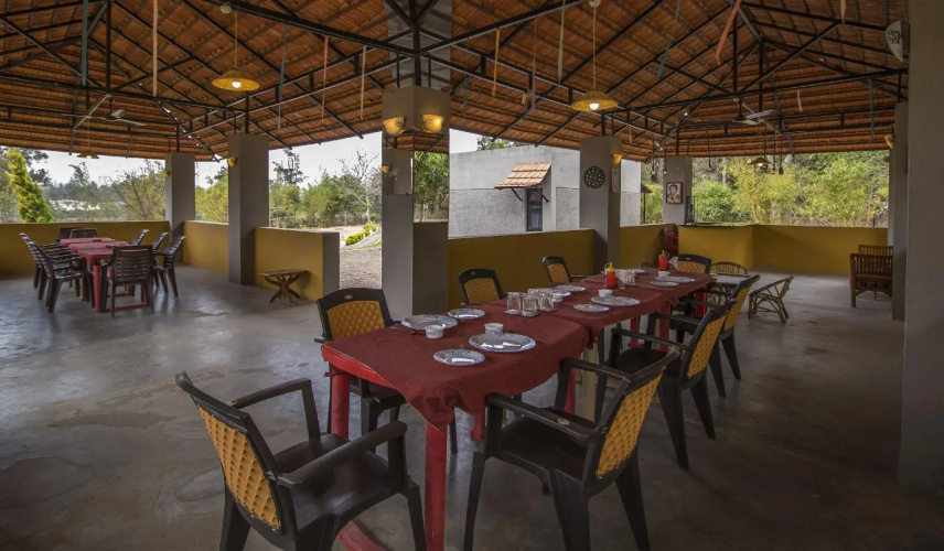 Kanha Kiskindha Resort