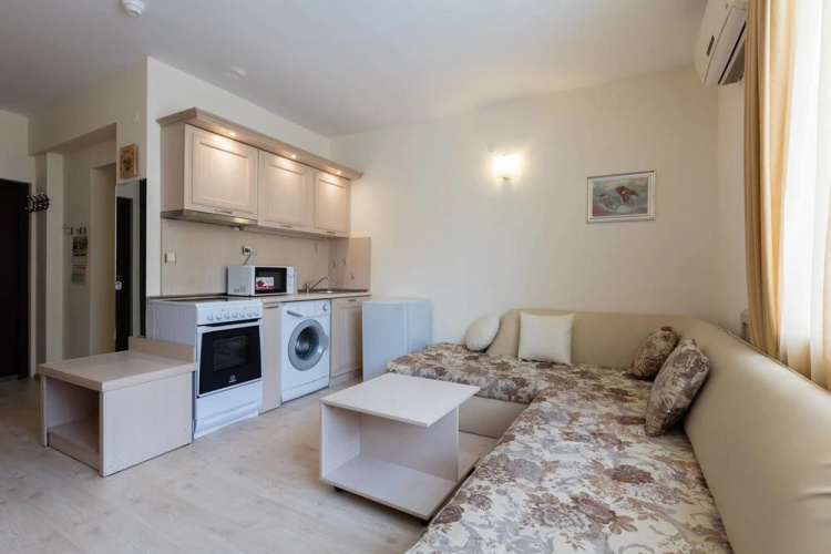 Apartment with Kitchenette in Avalon Complex