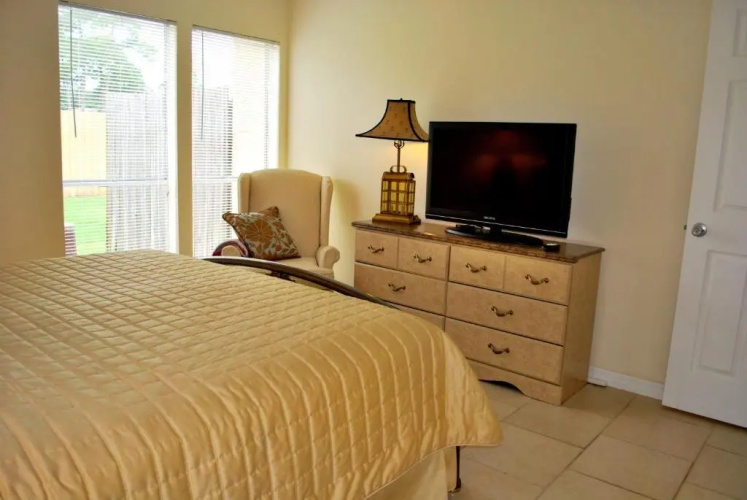 2BR/2BA condo Sienna Park