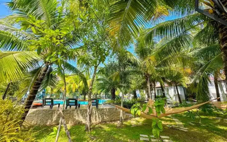 Fla Village