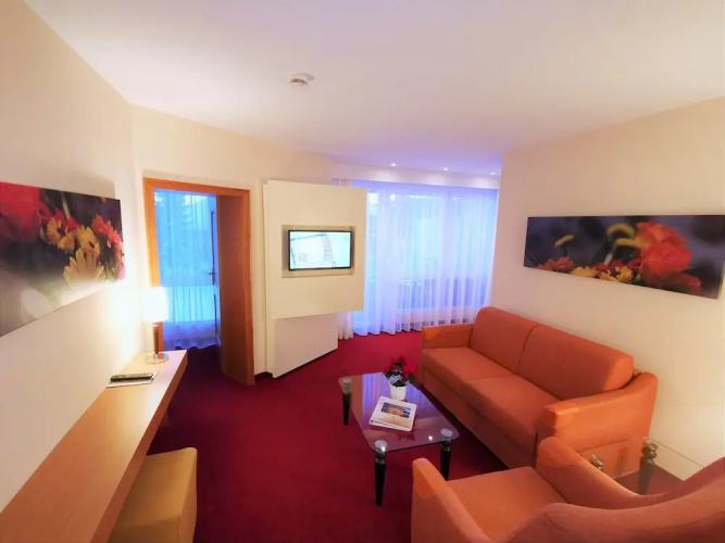 Parkhotel Flora