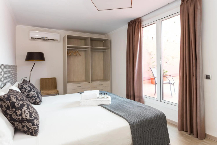 Quartprimera Apartments