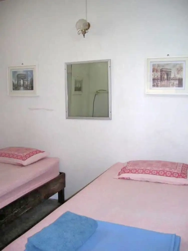 Standard Twin room with balcony