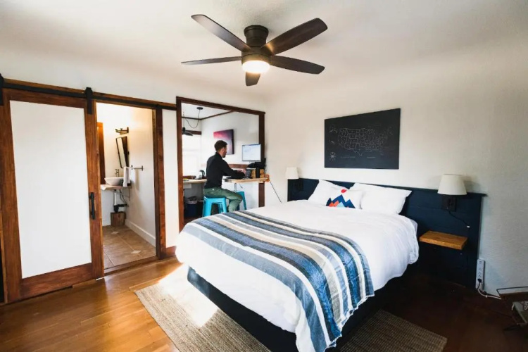 Left Coast Lodge