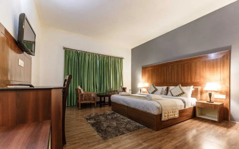 Reenam Hotel