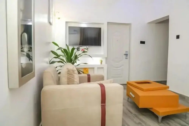 Bott Apartment