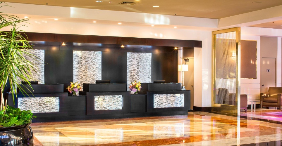 Laguardia Plaza Hotel photo 37
