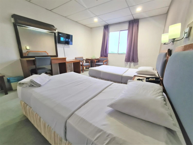 Anika Inn Kluang