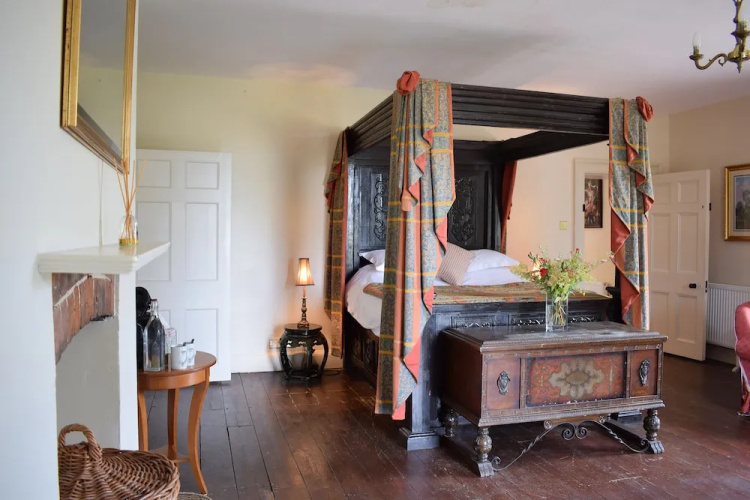 Red Lodge House