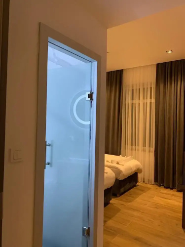 Ferah Hotel