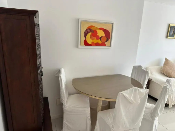 Apartamento en Edificio Kennedy