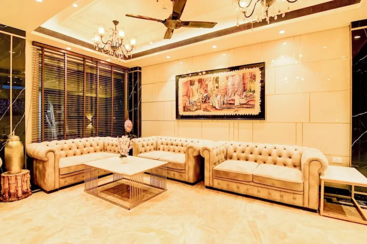 Urban Cliff A Boutique Hotel - Calcutta