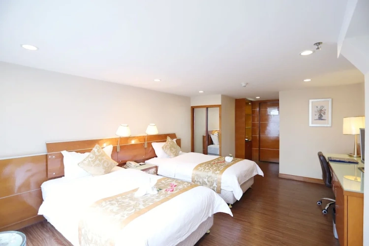 Elegant Twin room