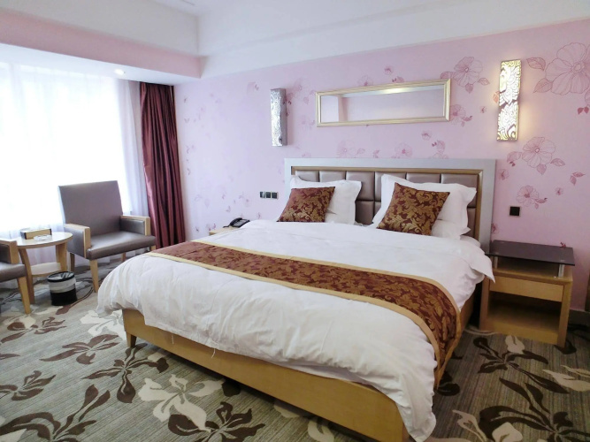 HaikouTWELVE OAKS HOTEL