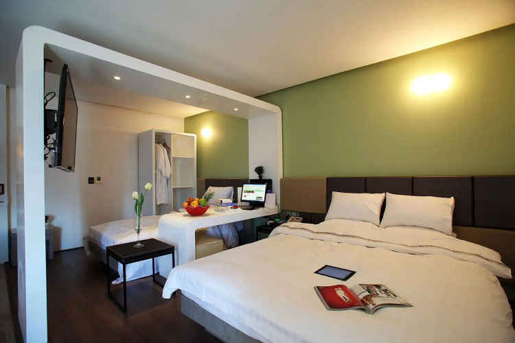 Jazz Around Hotel