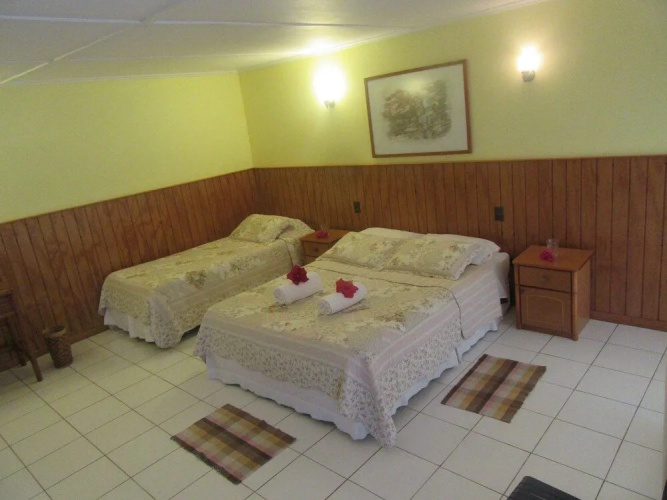 Maru Lodge