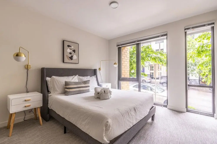 Sophari Downtown: Bellevue Apartments