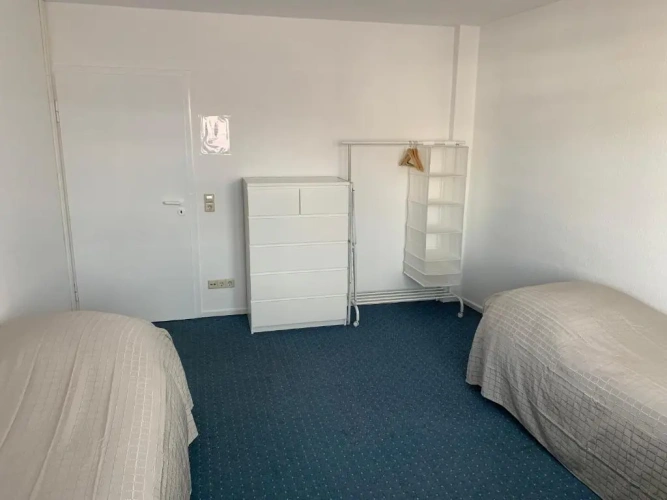3 Bedrooms Apartment