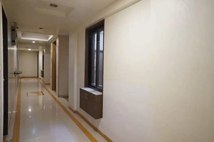 OYO 23430 Hotel Radiant