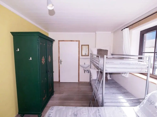 Chalet Near Skilift & Bikepark in Leogang