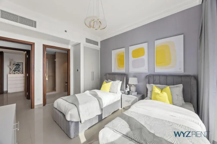 Prestigious 3.5 BR in Boulevard
