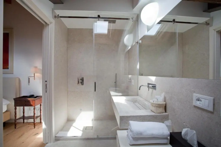 Standard Double room with view