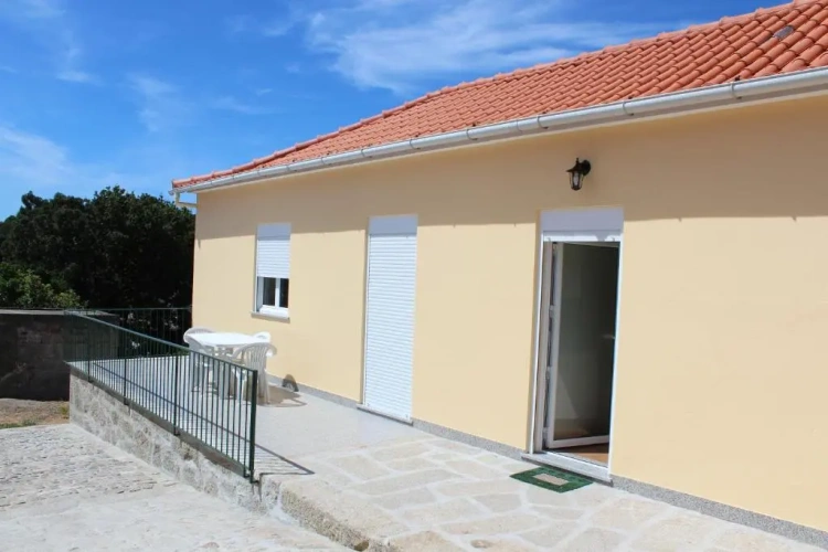 Double Cottage
