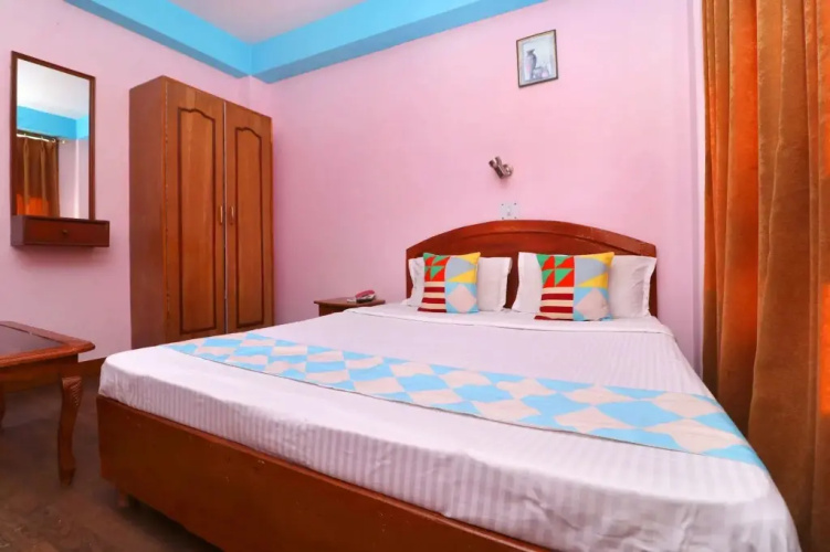 Marc Residency By OYO Rooms
