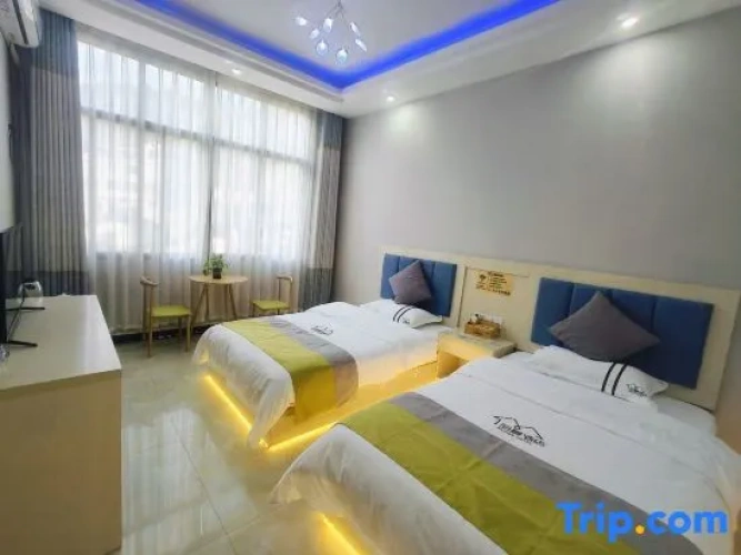 Standard Double room with mountain view