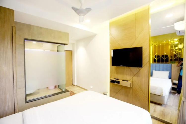Hotel Sa Residency
