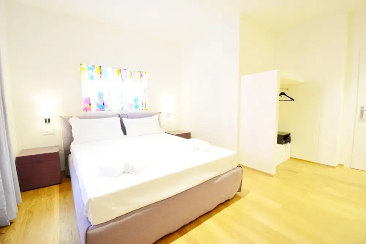 Lac Hotel