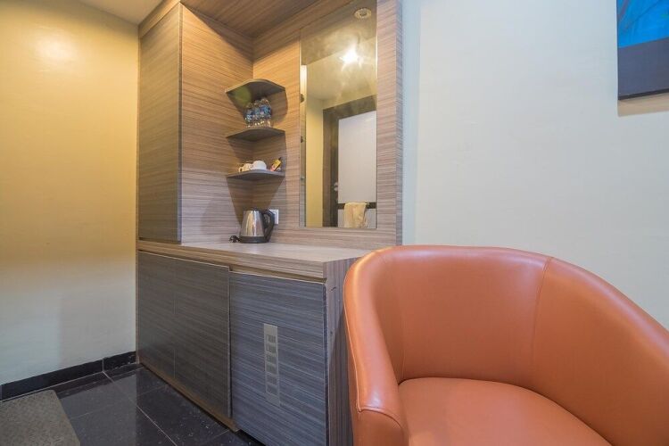 RedDoorz Premium near Harbour Bay Mall Batam 2Over view