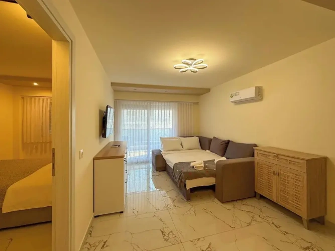 Deluxe Suite with balcony and with mountain view