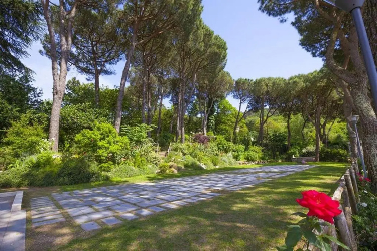 Villa Daniela With Swimming Pool